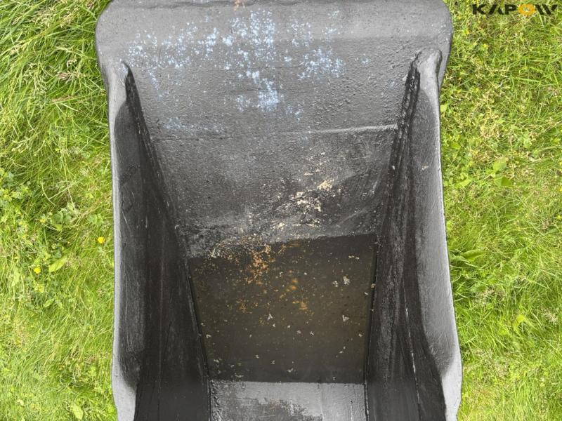 Excavator bucket 60 cm with S60 hitch 10