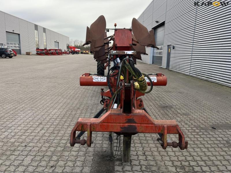 Gregoire-Besson 8 furrow reversible plough 2