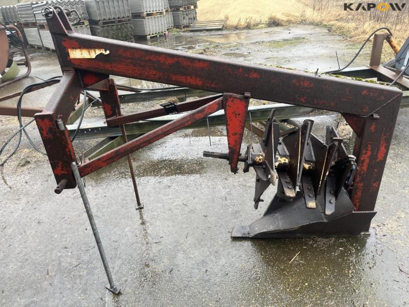 Furrow plough 8