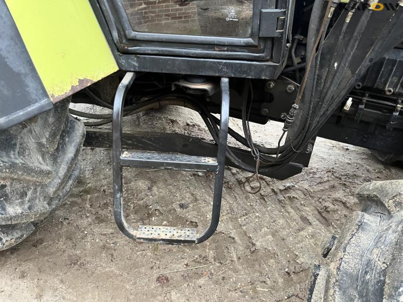 Hürlimann H-4105 front loader tractor  22