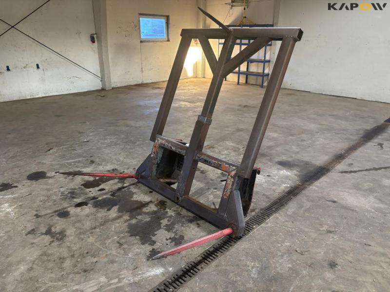 Straw spear with Euro hitch 1