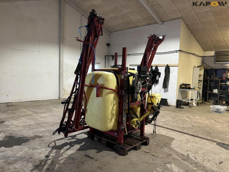 Hardi 1000L 12 meter sprayer 3