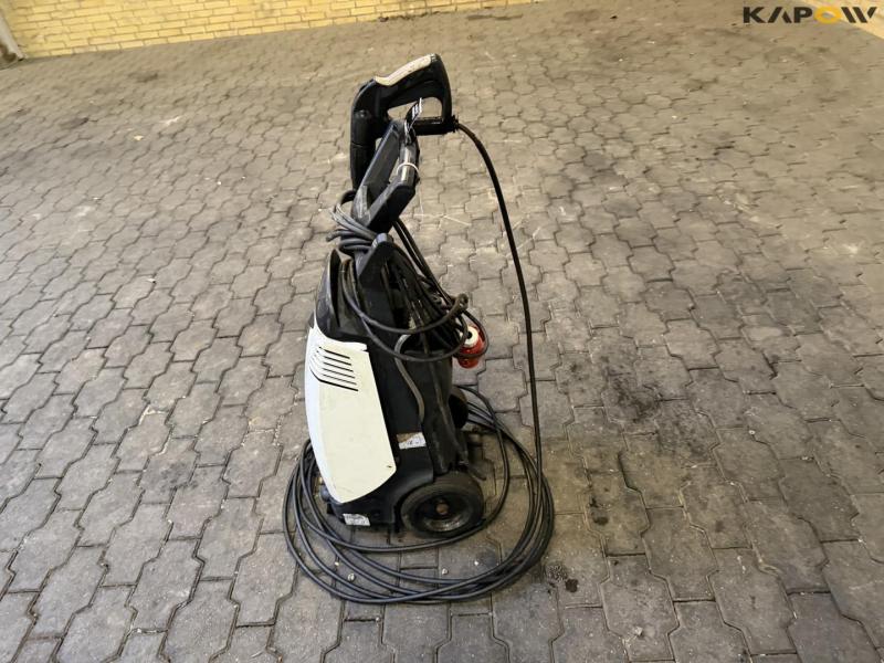 High-pressure cleaner 8