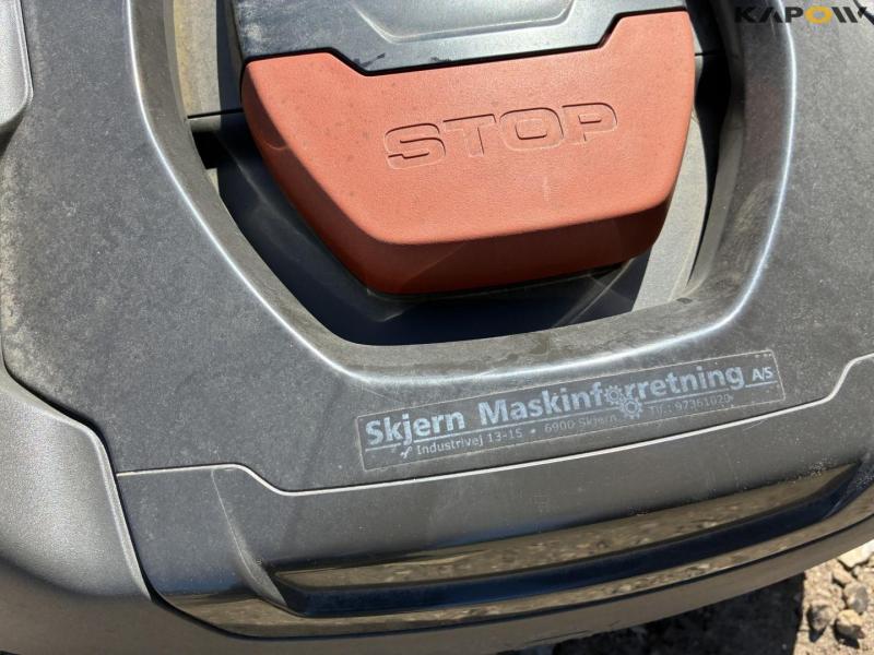 Husqvarna automower 430x robotic lawnmower 11