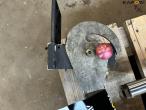 Hydraulic pistons and multi-coupling 9