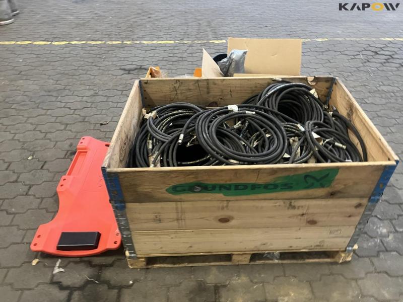 Hydraulic hoses and workshop equipment 4