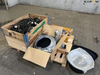 Hydraulic hoses and workshop equipment