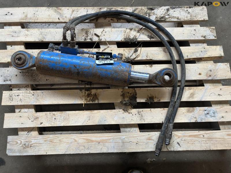 Hydraulic top link 1