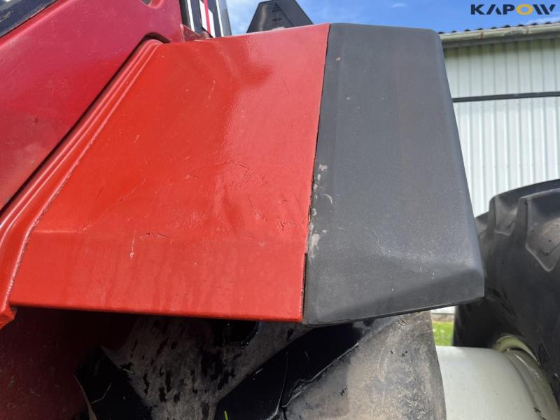 IH 1255 tractor with twin wheels 17