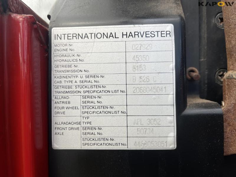 IH 1255 tractor with twin wheels 44