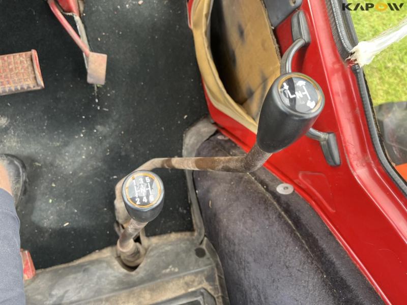 IH 1255 tractor with twin wheels 52