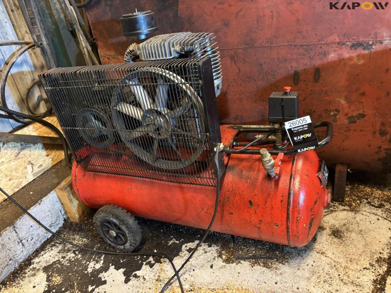 IPL compressor 150 liters 1