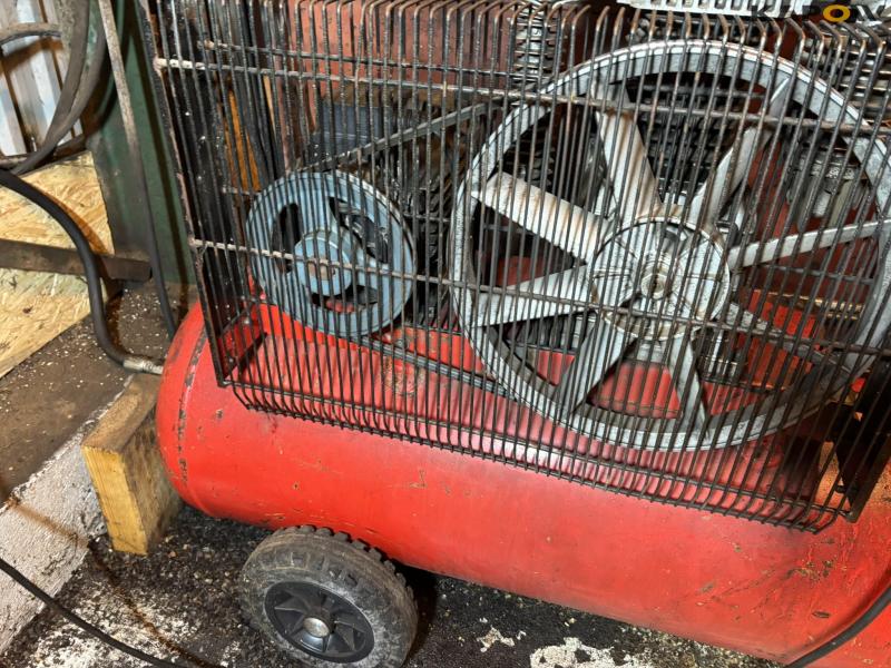 IPL compressor 150 liters 12