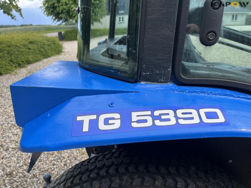 Iseki TG5390 compact tractor 18