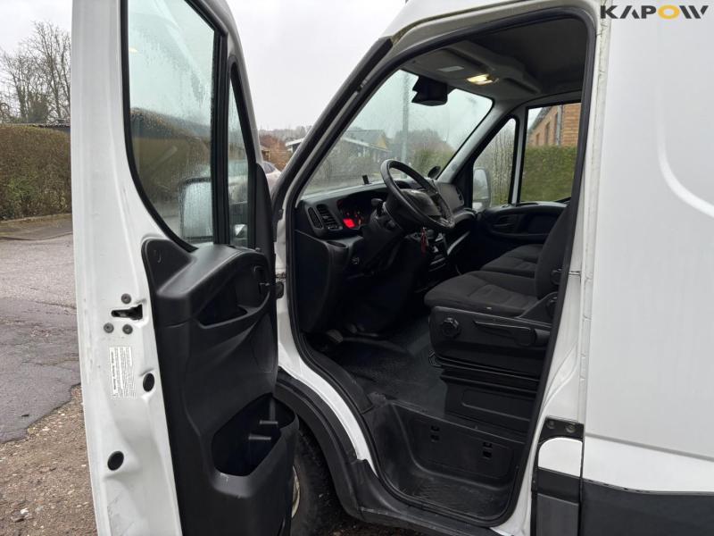 Iveco Daily 35-170 van 38