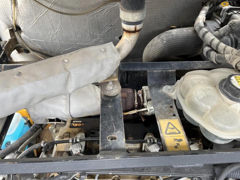 JCB 409 wheel loader 26