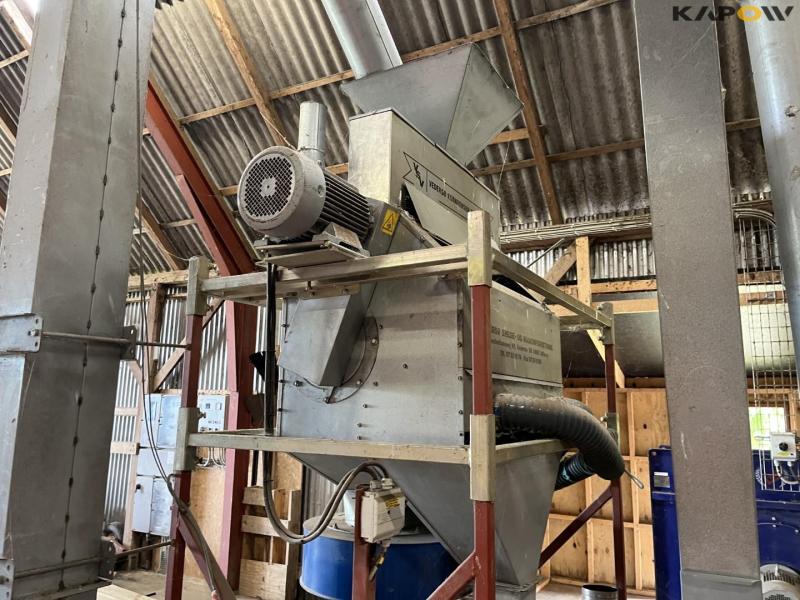 JE-MA 40 ton grain plant with Vedersø grain cleaner dismantled on pallets 16