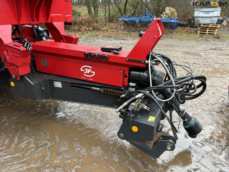 JF mower with belt and crimper 21