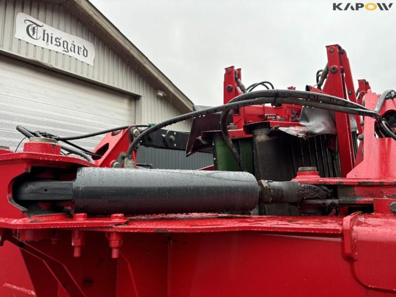 JF mower with belt and crimper 32