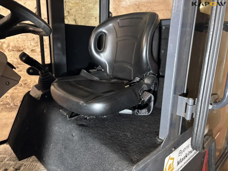 Job Man H220 mini loader 47