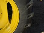 John Deere 6210 tractor 65