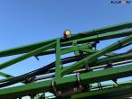 John Deere 732 field sprayer 33