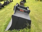 JST bucket 150 cm with S70 hitch - NEW 8