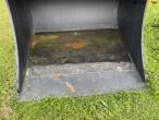 JST bucket 150 cm with S70 hitch - NEW 9