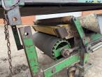 Potato planter with belt spreader 15