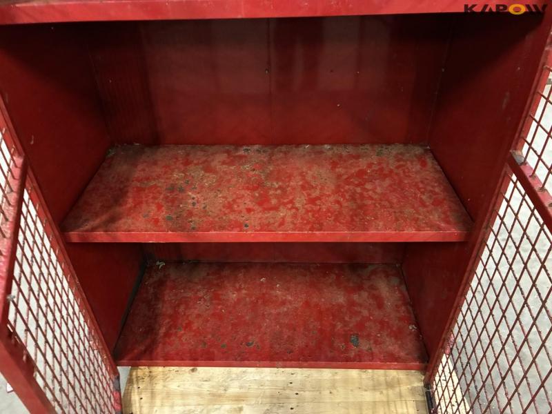 Chemistry cabinet 9