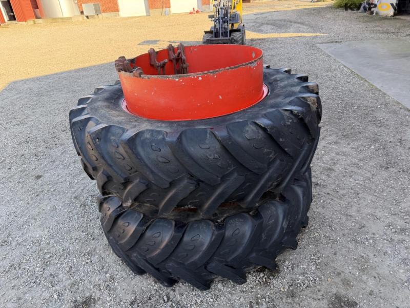 Kleber 460/85-R38 twin wheels 7
