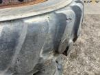 Complete wheels and rims 13