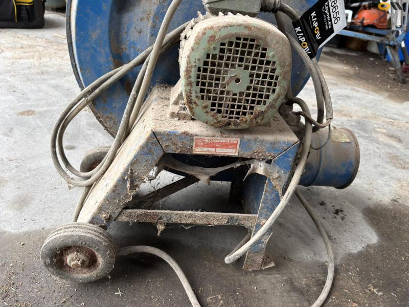 Kongskilde TRL-20 grain blower 8
