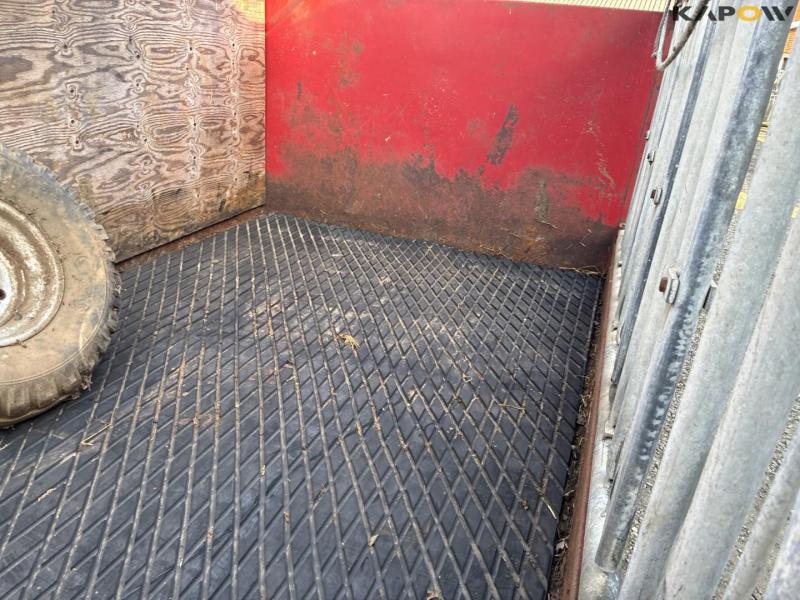 Cattle cart 18