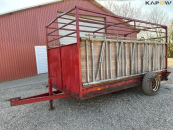 Cattle cart