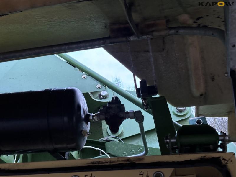 Krone Big Pack 4X4 baler with bale trailer 53