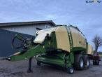 Krone Big Pack 4X4 baler with bale trailer 1