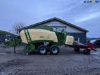 Krone Big Pack 4X4 baler with bale trailer 7