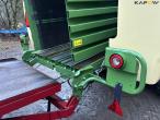 Krone Big Pack 4X4 baler with bale trailer 27