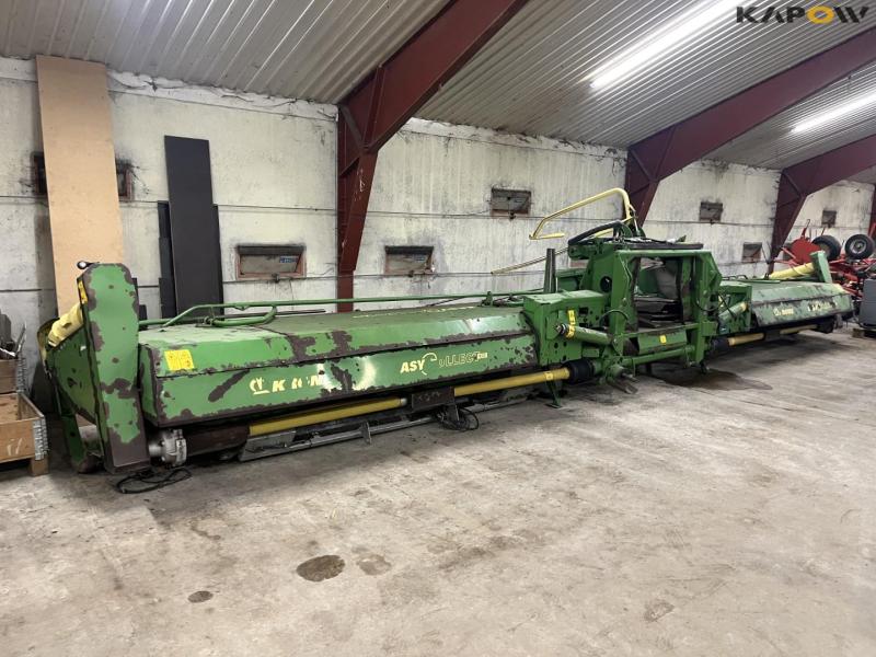Krone Big X forager with pickup and 12 row corn header 76