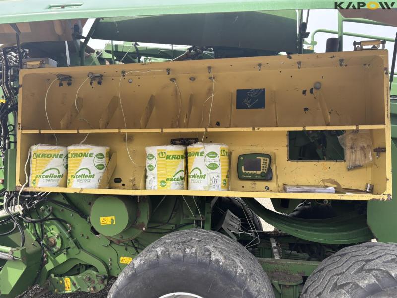 Krone BigPack 890 XC baler 68