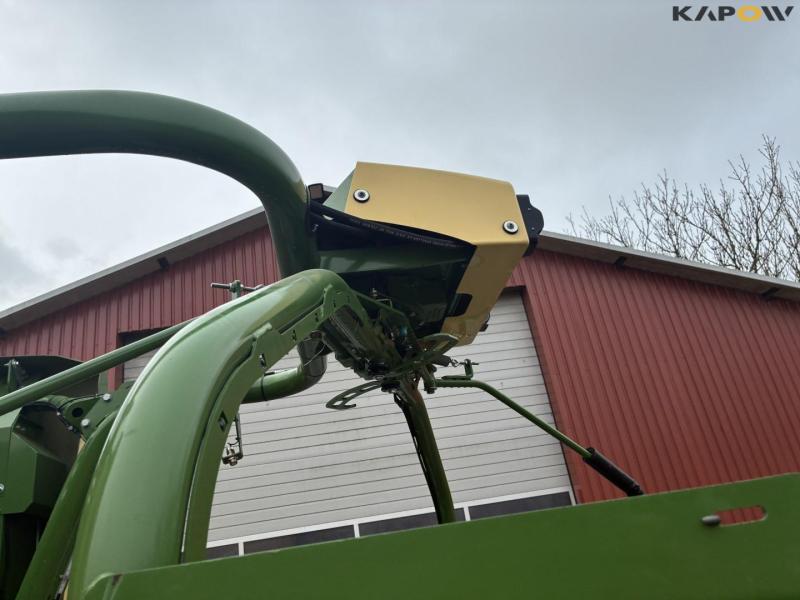Krone Comprima CF155 XC Plus round baler 36