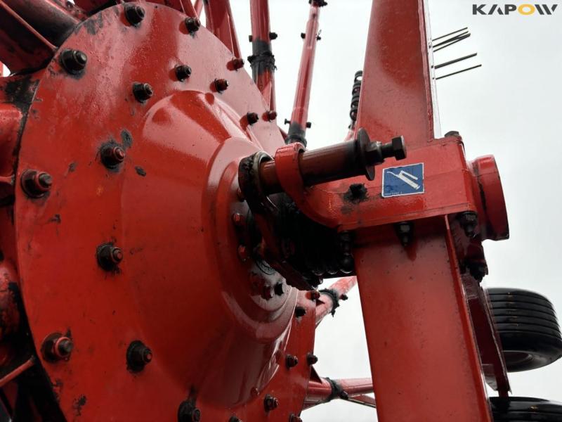 Kuhn GA 9531 rake 32