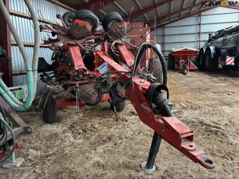 Kuhn GF 13012 DigiDrive tedder 3