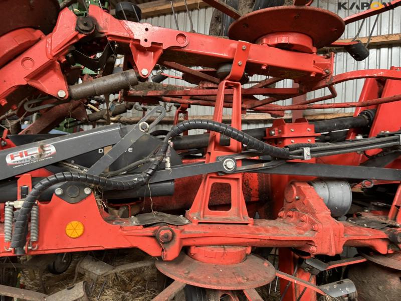 Kuhn GF 13012 DigiDrive tedder 46