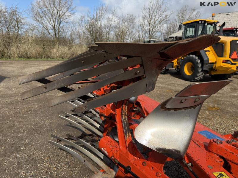 Kuhn Vari-Master 151 5 furrow plough 37