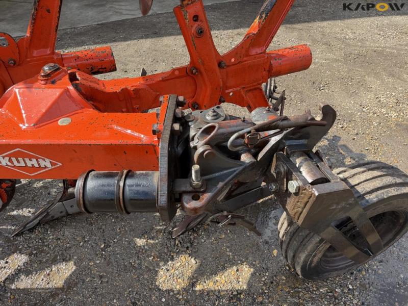 Kuhn Vari-Master 151 5 furrow plough 49