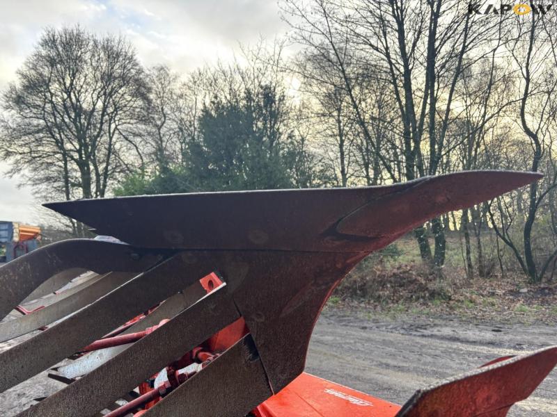 Kuhn Vari-Master 183 6-furrow plough 21