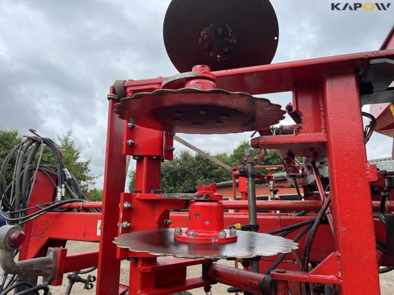 Kverneland Accord + Einböck Seed Machine + Snail 21