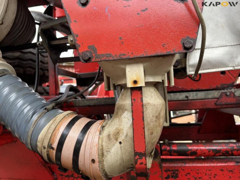 Kverneland Accord + Einböck Seed Machine + Snail 39